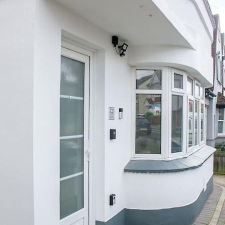 Stylish Retreat In Leigh-On-Sea Lejlighed Southend-on-Sea Eksteriør billede