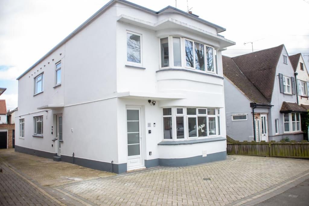 Stylish Retreat In Leigh-On-Sea Lejlighed Southend-on-Sea Eksteriør billede